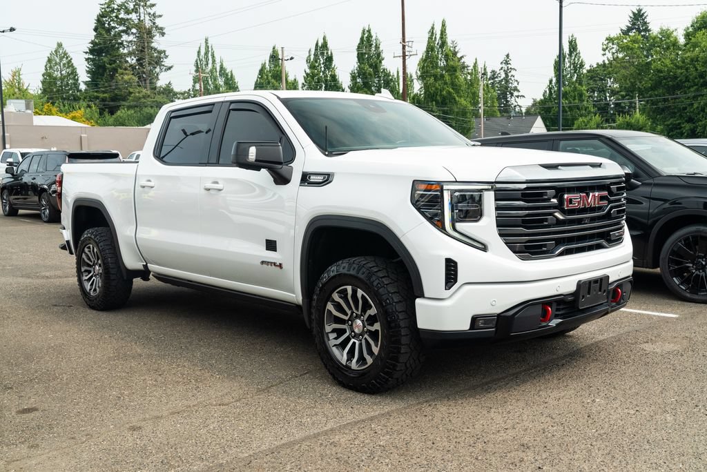 Used 2022 GMC Sierra 1500 AT4 AWD/4WD image 1