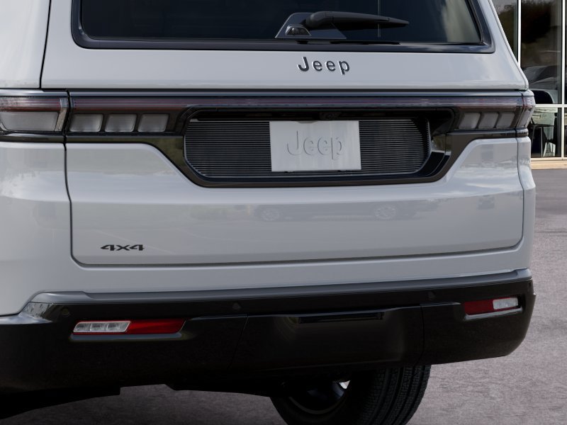 New 2026 Jeep Grand Wagoneer Summit AWD/4WD image 15
