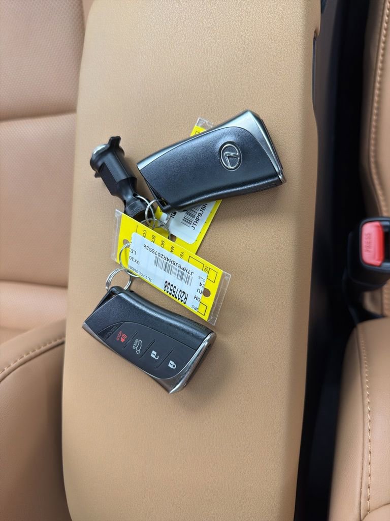 Used 2024 Lexus UX 250h AWD w/ Premium Package image 35