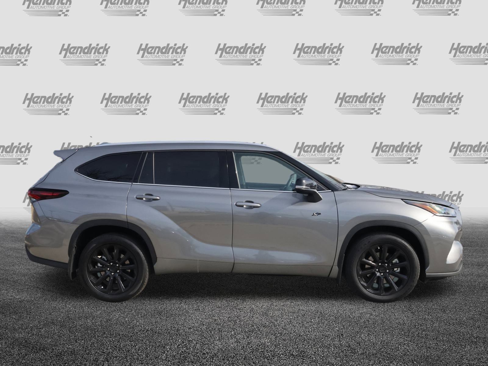 Used 2025 Toyota Highlander Limited image 10