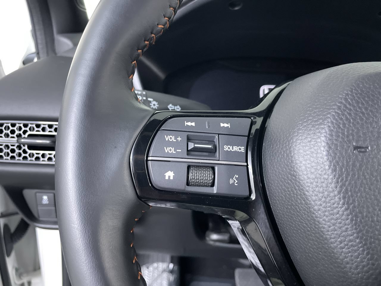 Used 2023 Honda HR-V Sport image 25