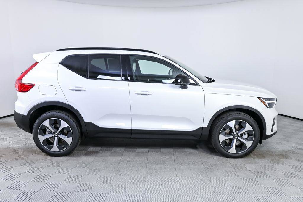 New 2026 Volvo XC40 B5 Plus w/ Protection Package Premier AWD/4WD image 26