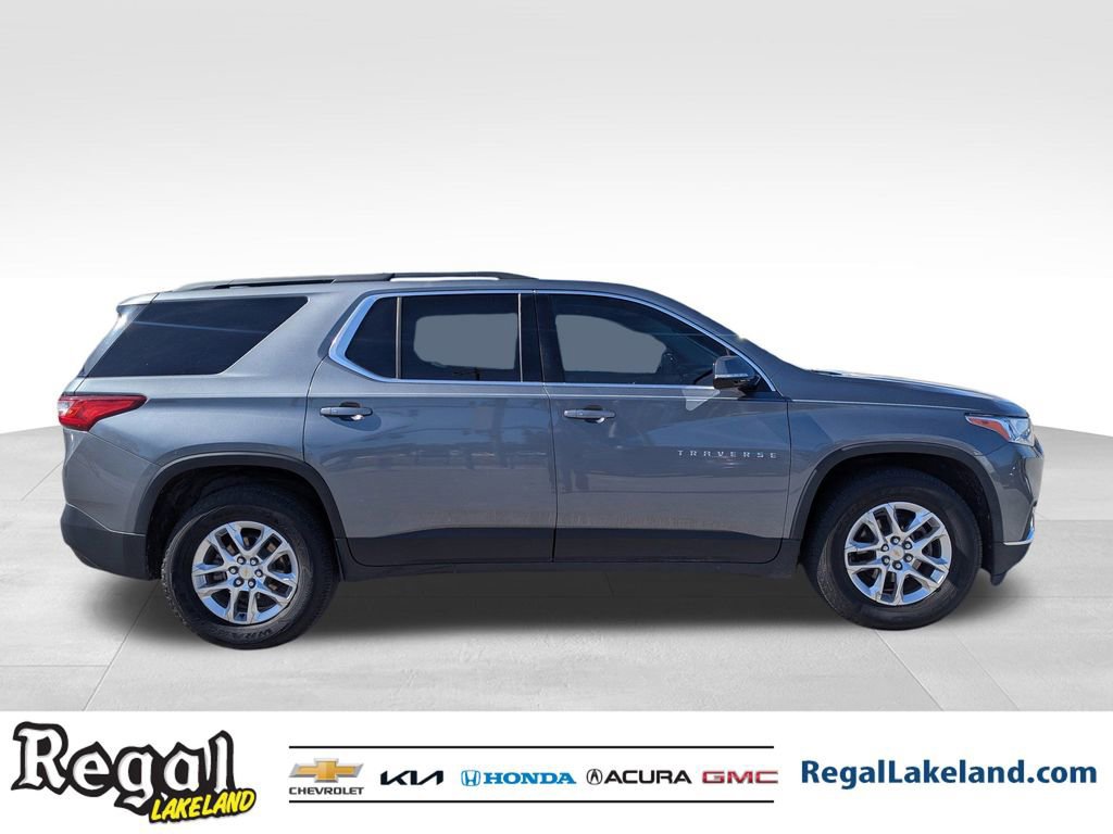 Used 2019 Chevrolet Traverse LT image 3