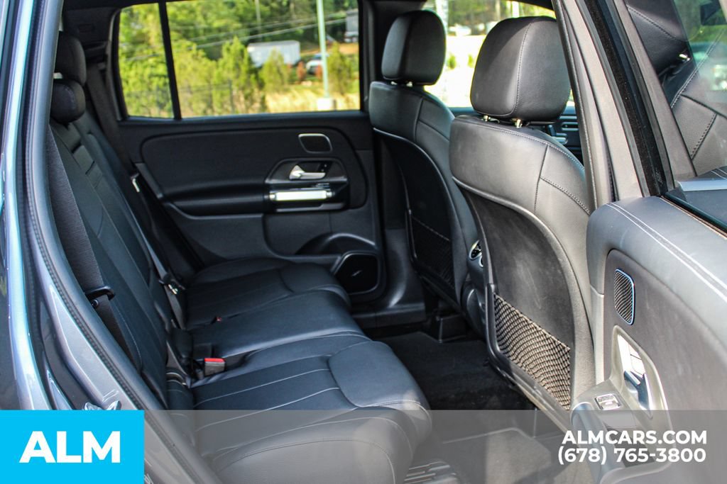 Used 2022 Mercedes-Benz GLB 250 4MATIC w/ Premium Package Lite image 19