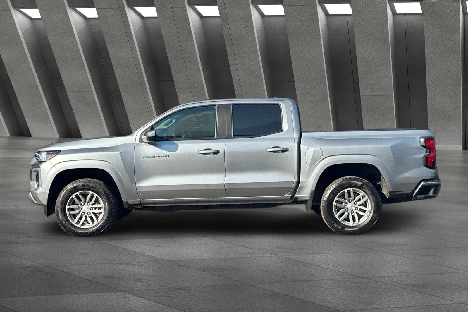 Certified 2024 Chevrolet Colorado LT w/ LT Convenience Package image 7