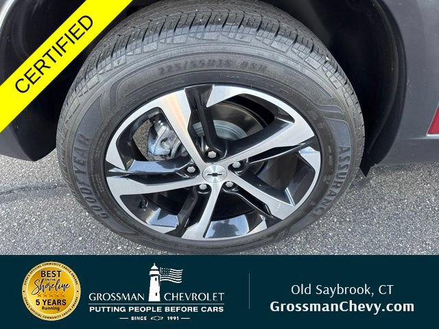 Used 2024 Chevrolet Trax RS FWD image 27