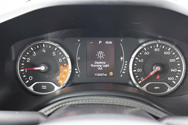 Used 2016 Jeep Renegade Latitude image 19