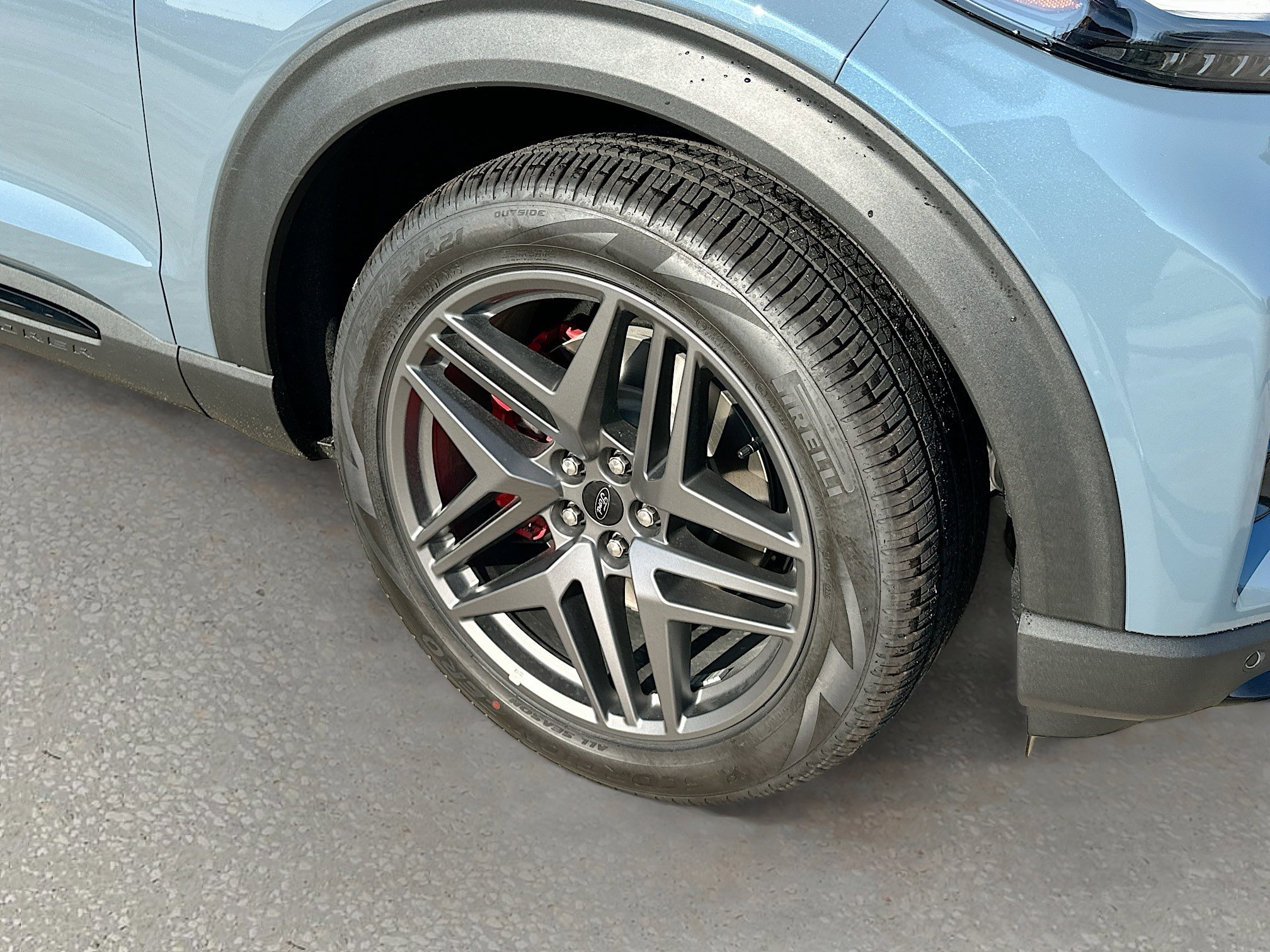 New 2026 Ford Explorer ST-Line w/ ST-Line Street Pack image 20
