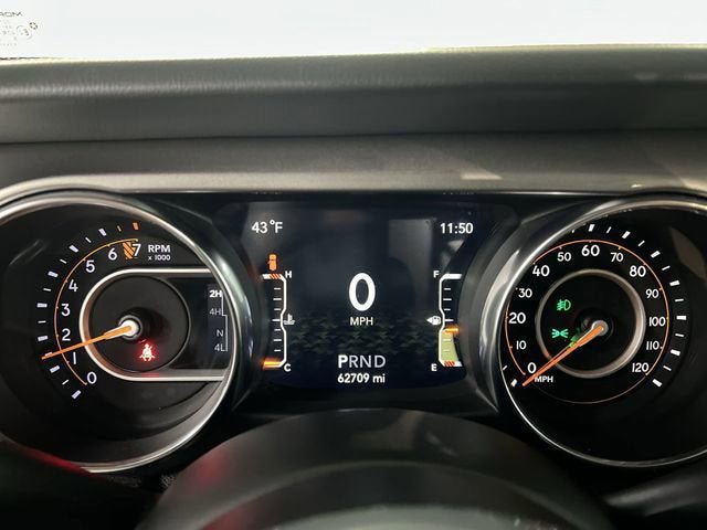 Used 2019 Jeep Wrangler Unlimited Sahara AWD/4WD image 12