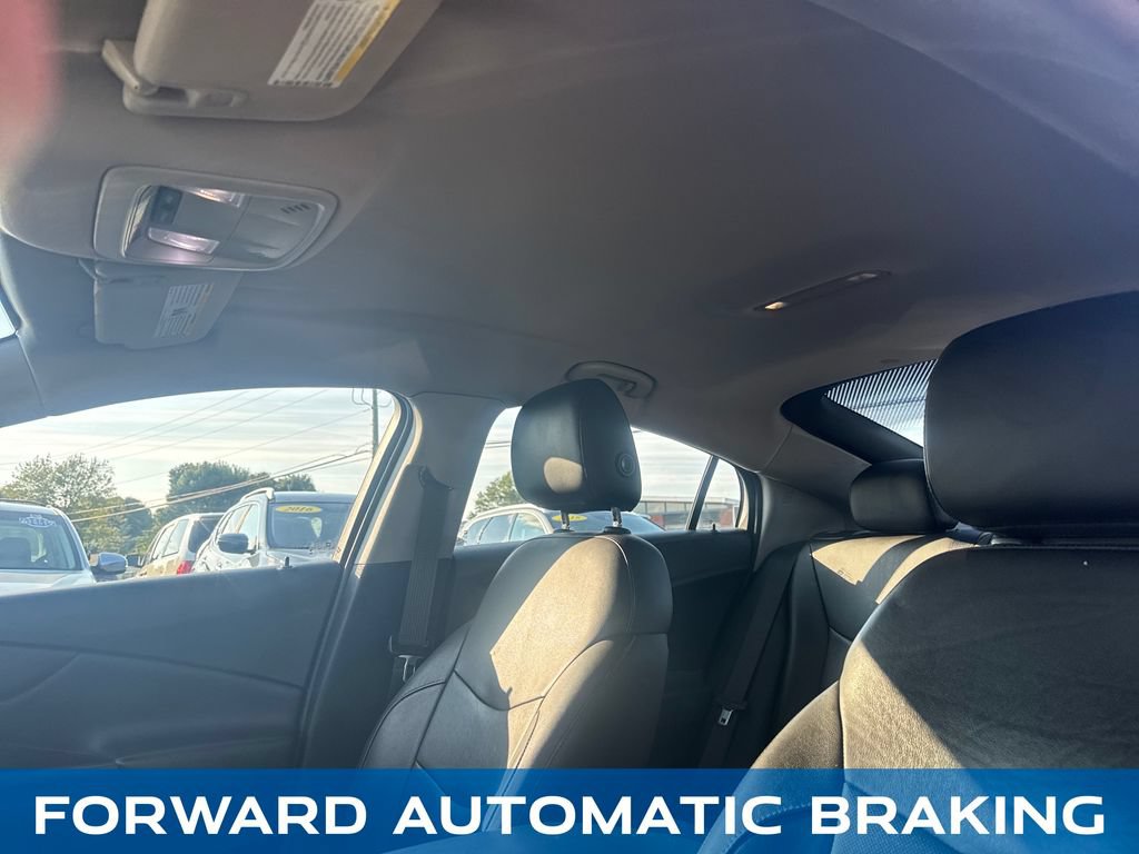 Used 2018 Chevrolet Volt Premier w/ Driver Confidence Package FWD image 21