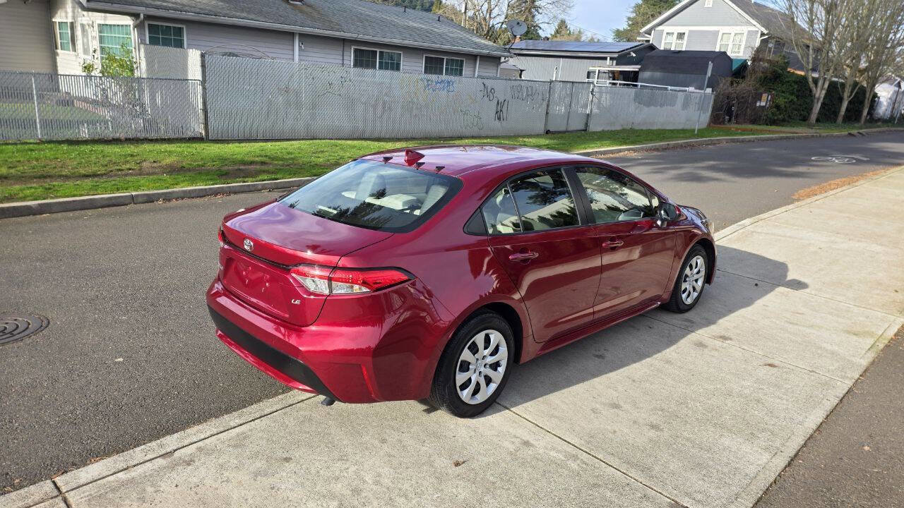 Used 2022 Toyota Corolla LE image 5