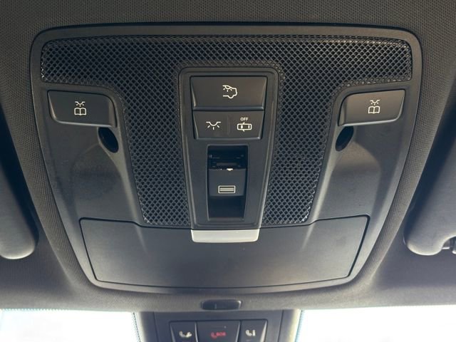 Used 2016 Mercedes-Benz CLA 250 image 39