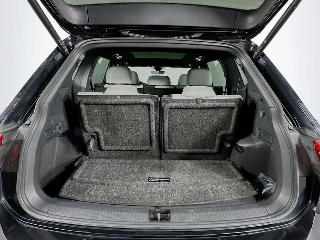 Used 2022 Volkswagen Tiguan SE R-Line FWD image 21