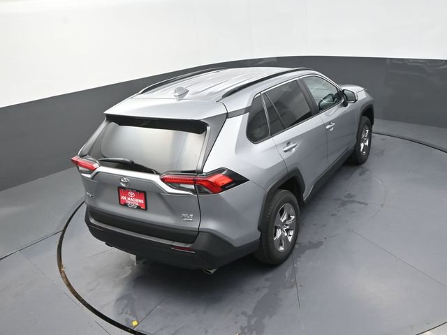 Used 2025 Toyota RAV4 XLE image 25