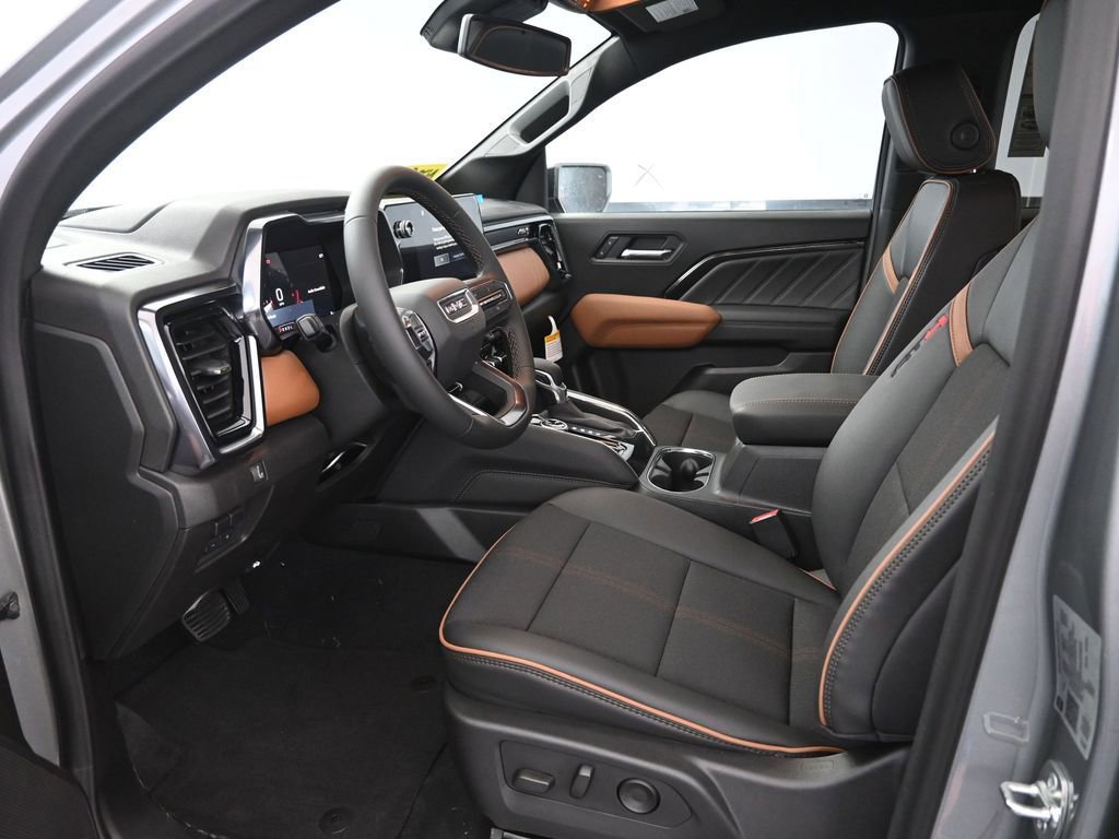 New 2025 GMC Canyon AT4 image 13