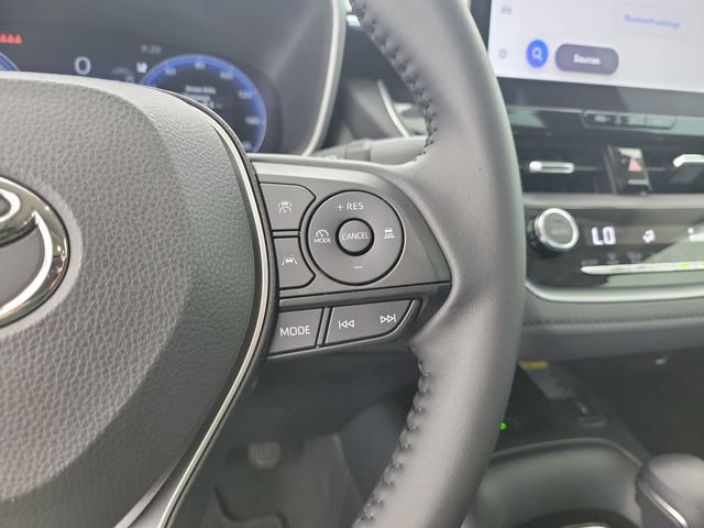 Used 2026 Toyota Corolla XLE FWD image 25