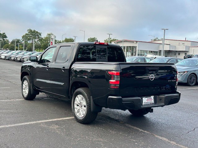 Used 2022 Nissan Frontier SV AWD/4WD image 6