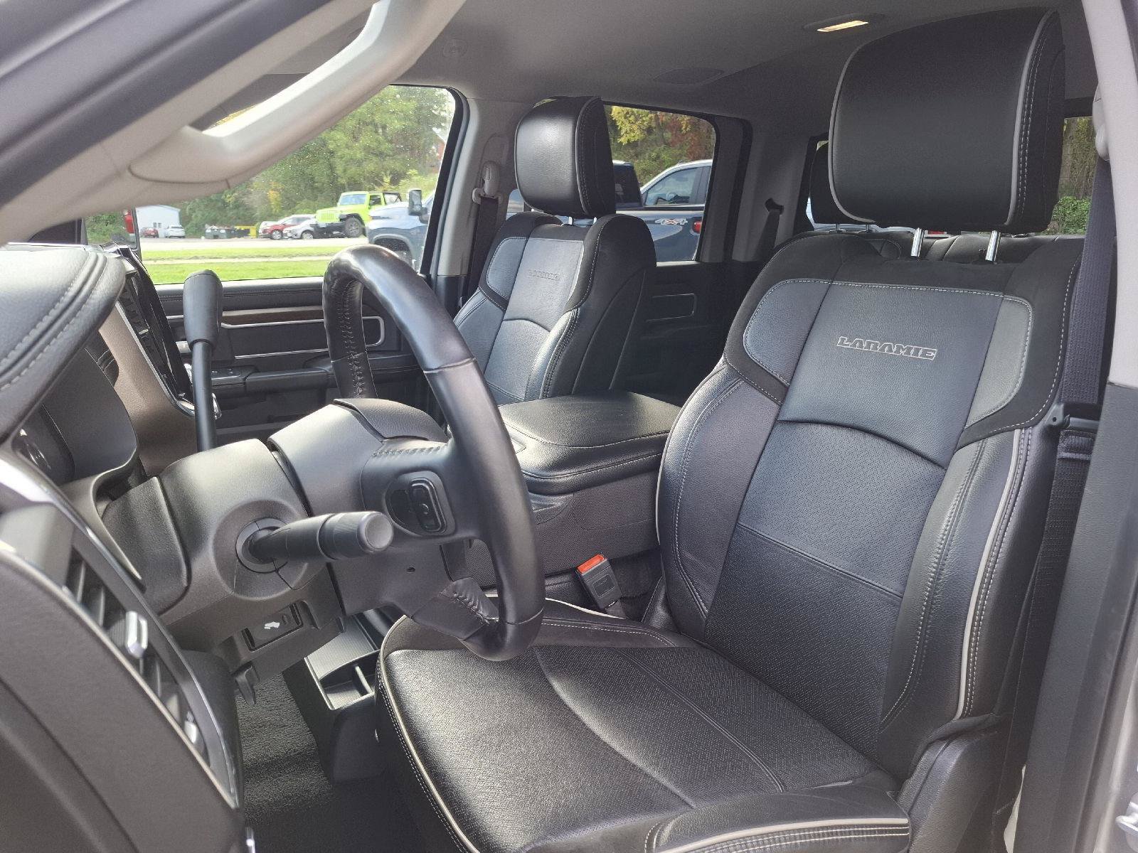 Used 2024 RAM 2500 Laramie w/ Safety Group AWD/4WD image 11