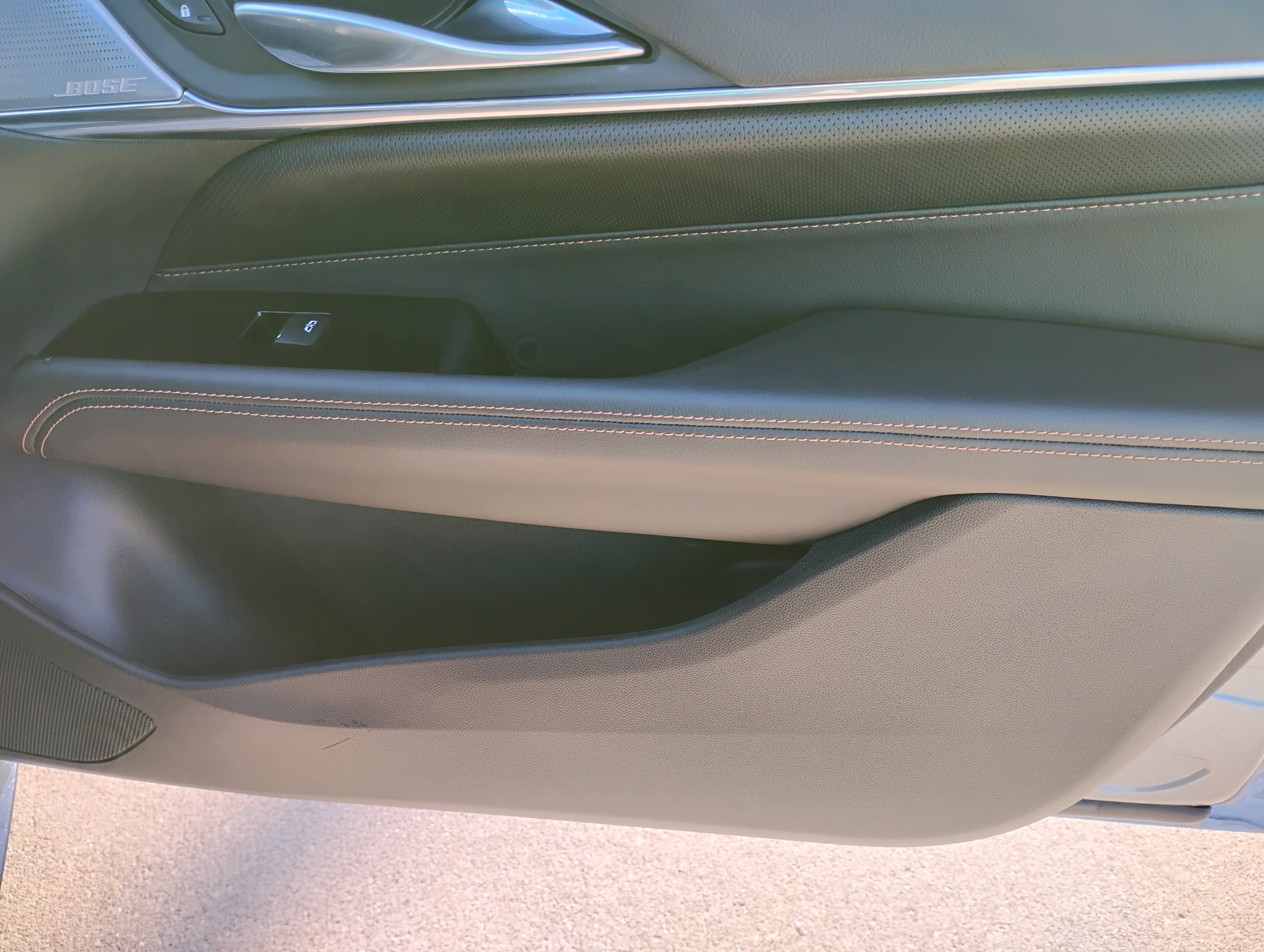 Used 2020 Cadillac CT4 V w/ Climate Package image 32