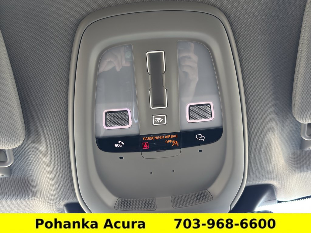 Used 2024 Volvo XC90 B6 Plus w/ Protection Package Premier AWD/4WD image 18