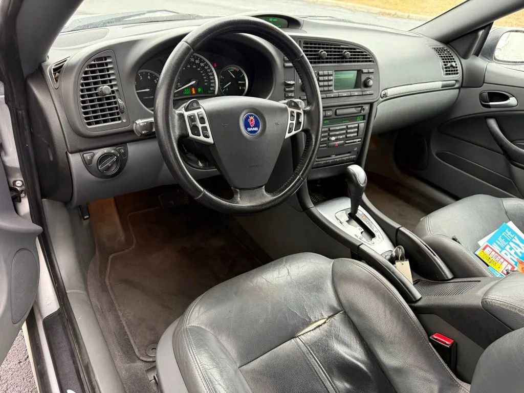 Used 2004 Saab 9-3 Aero image 11