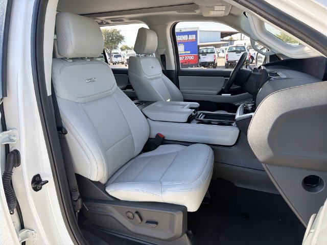 Used 2025 Ford Expedition Max Platinum w/ Driver's Package AWD/4WD image 26