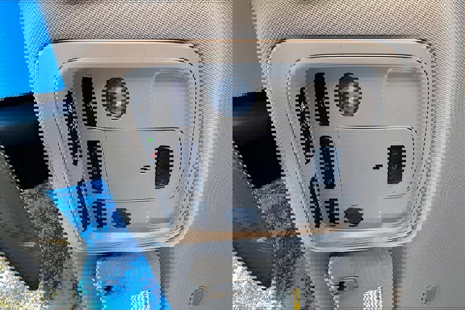 Used 2019 Cadillac XTS image 32