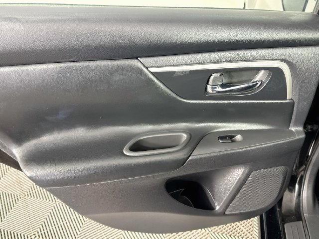 Used 2017 Nissan Altima 2.5 SL FWD image 22