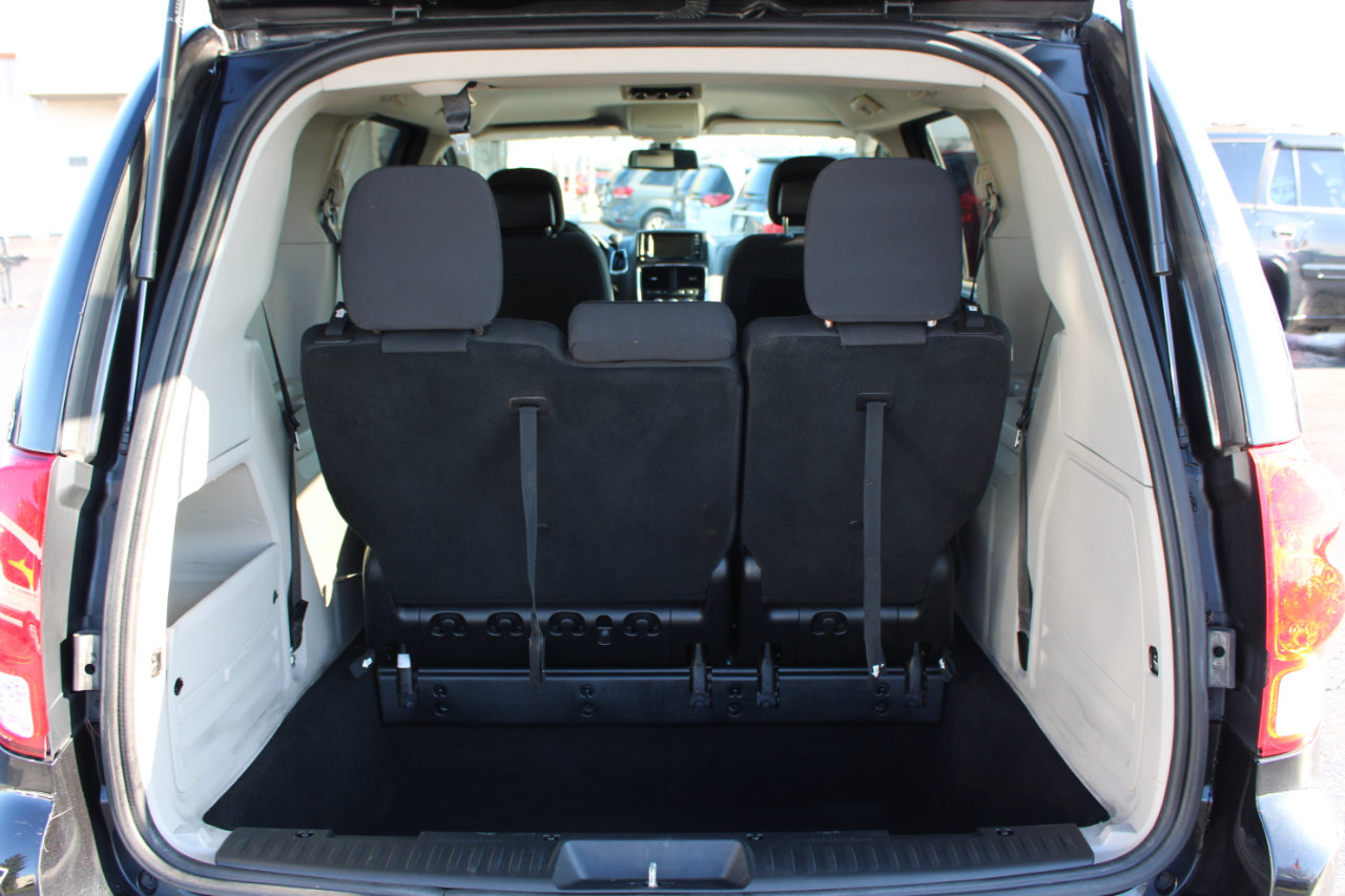 Used 2019 Dodge Grand Caravan SE image 8