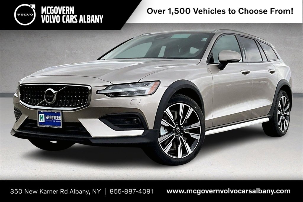 New 2026 Volvo V60 B5 Cross Country Ultra w/ Climate Package image 1