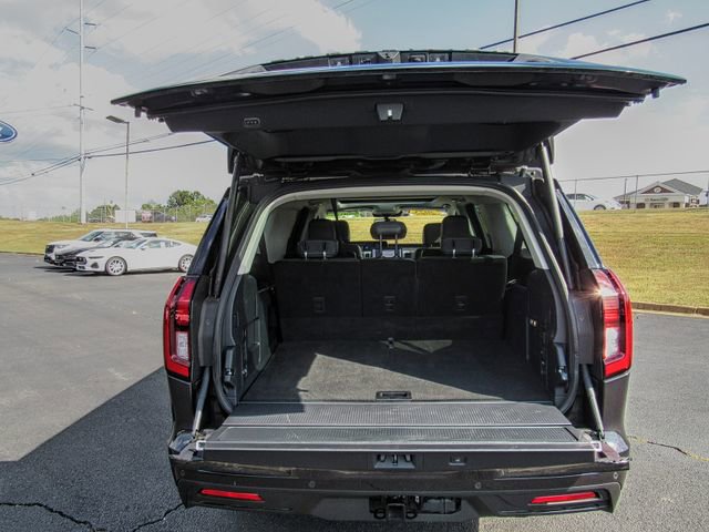 New 2025 Ford Expedition Max Active image 5