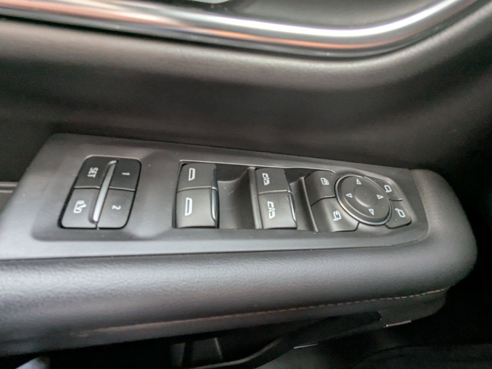 Used 2024 Chevrolet Tahoe High Country image 28