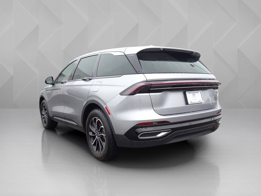 Used 2024 Lincoln Nautilus Premier w/ Equipment Group 102A AWD/4WD image 3