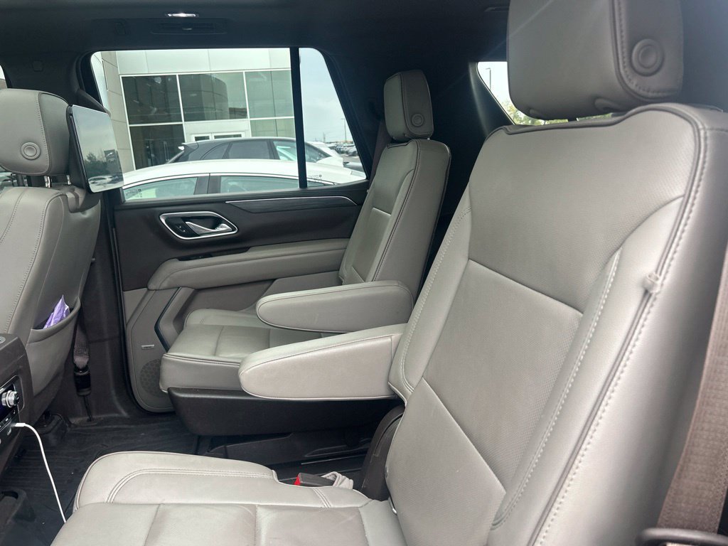 Used 2021 GMC Yukon SLT w/ SLT Luxury Plus Package AWD/4WD image 11