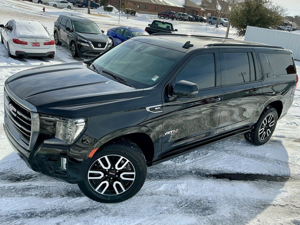 Used 2021 GMC Yukon XL AT4 w/ AT4 Premium Package image 5
