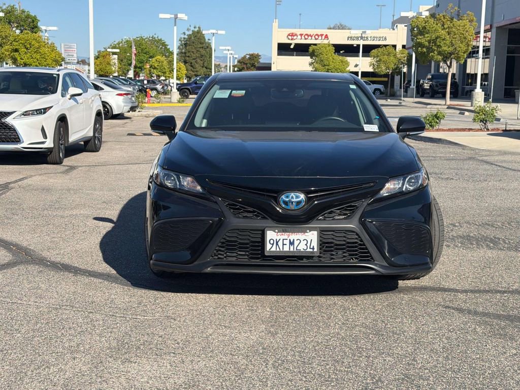 Certified 2024 Toyota Camry SE w/ Convenience Package FWD image 2