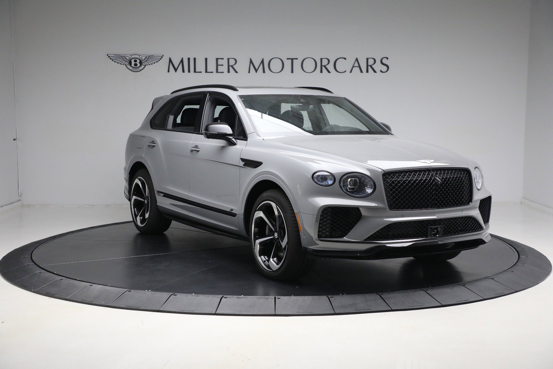 New 2024 Bentley Bentayga image 10