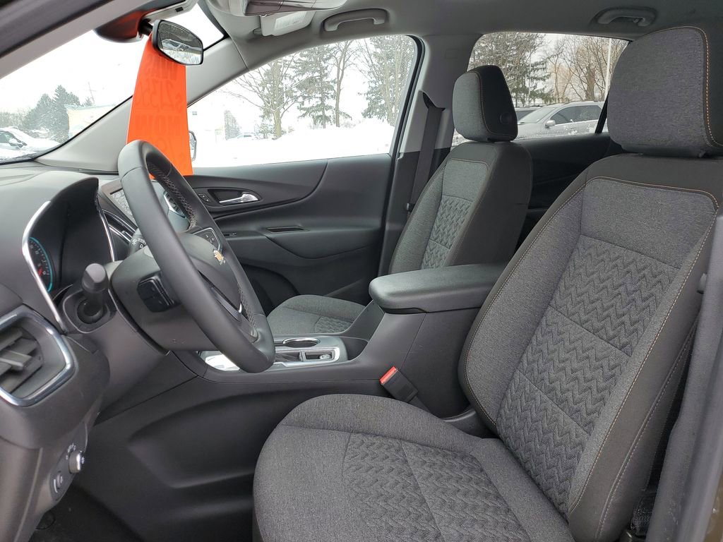 Used 2023 Chevrolet Equinox LT image 5