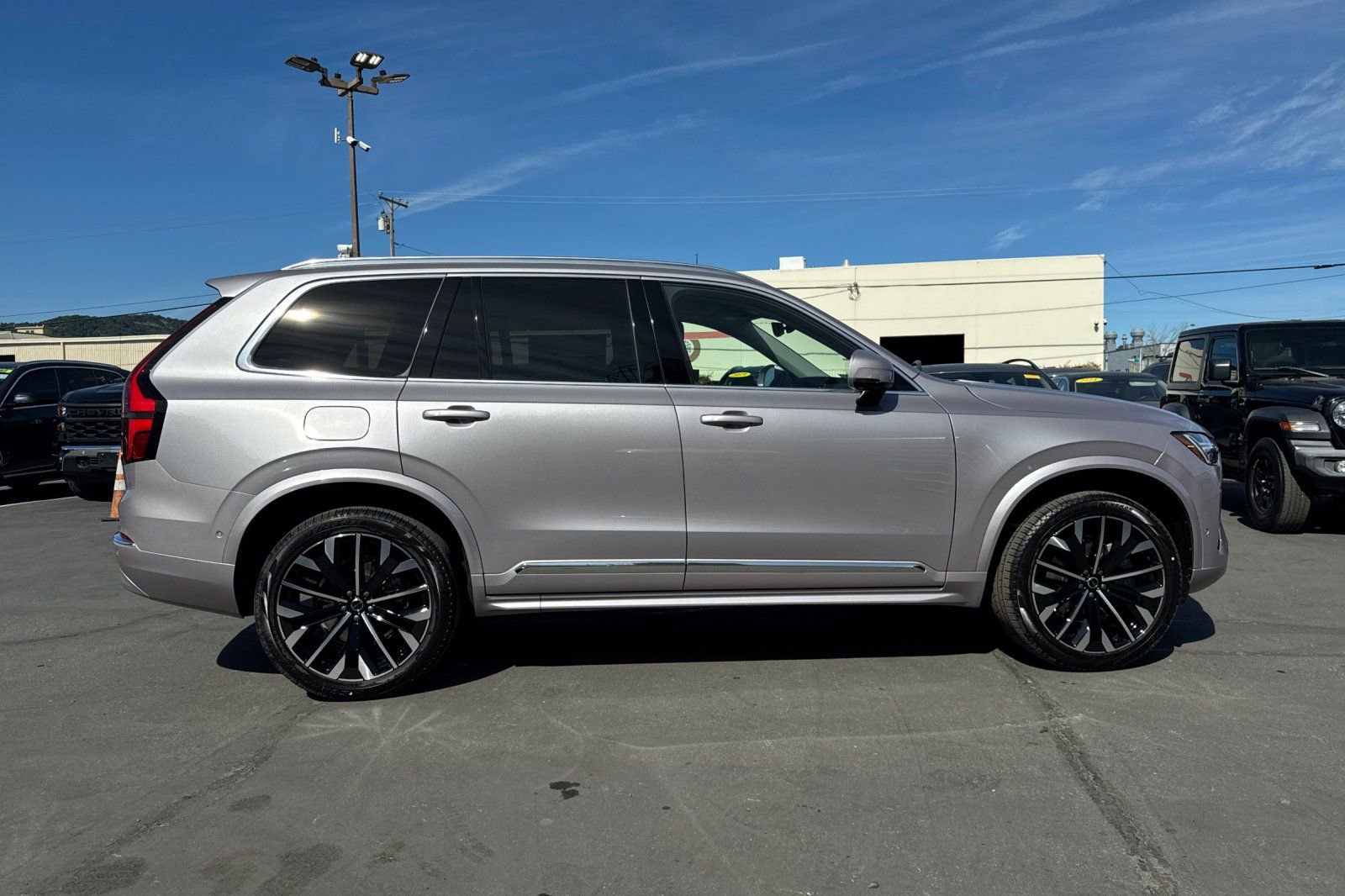 New 2026 Volvo XC90 B5 Plus w/ Protection Package image 8