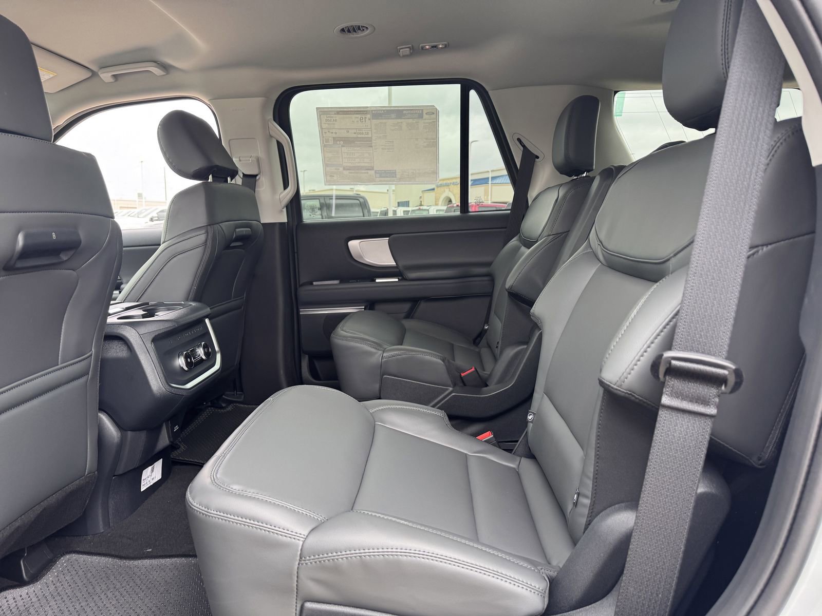 New 2026 Ford Expedition Active image 22