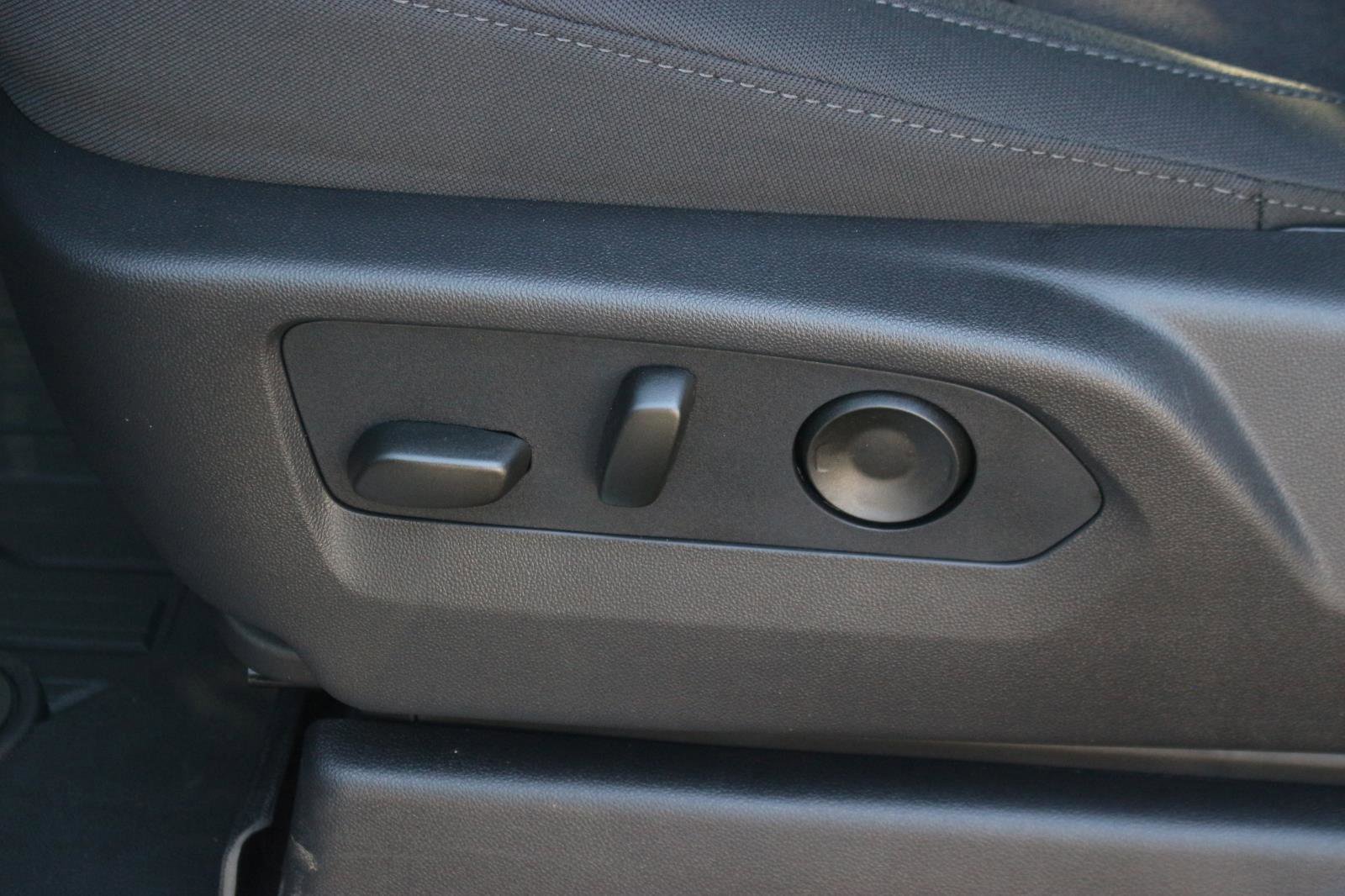 New 2026 GMC Sierra 2500 SLE image 16