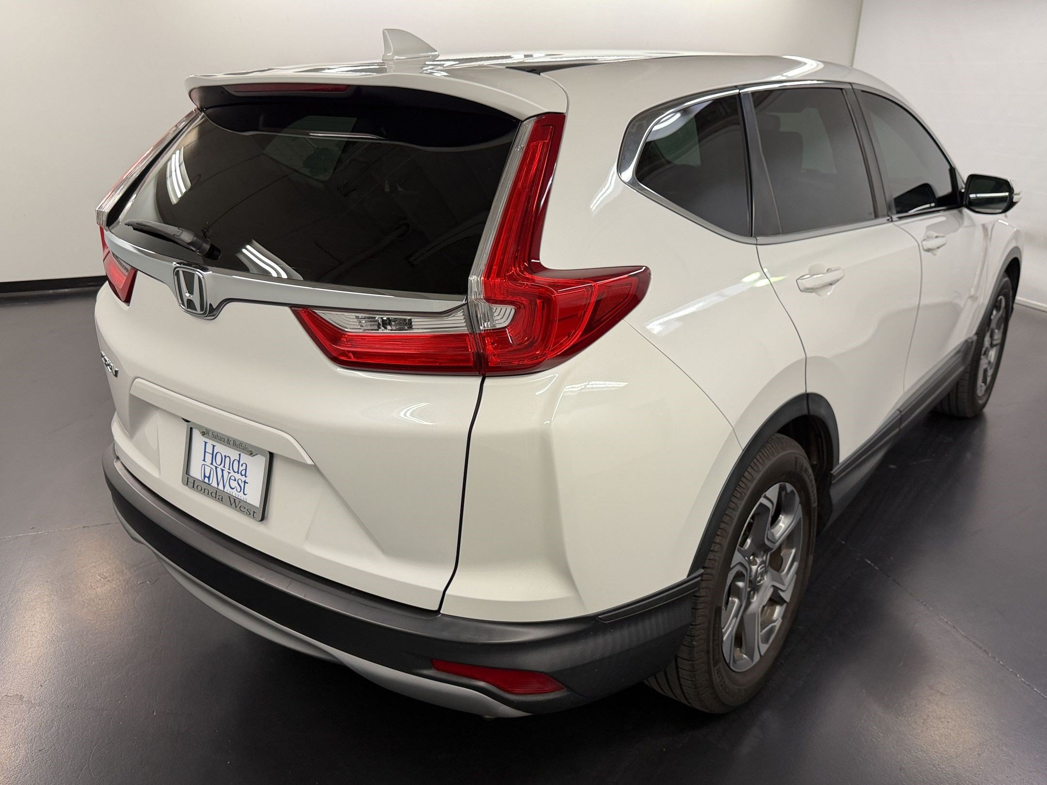 Used 2019 Honda CR-V EX-L image 9