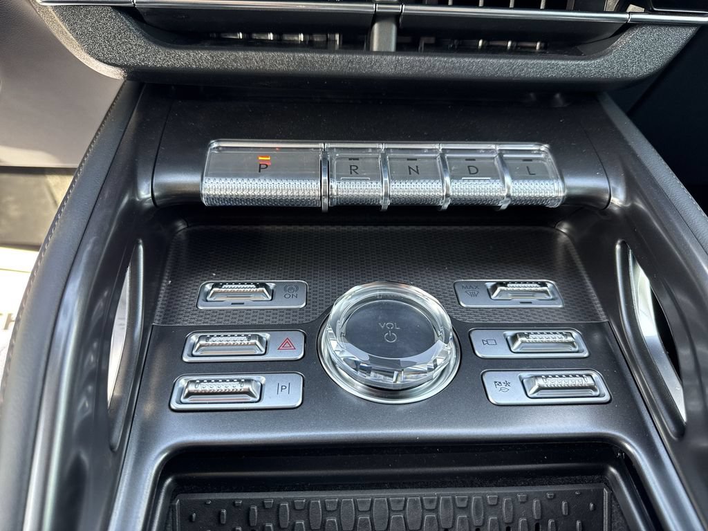 New 2026 Lincoln Nautilus Premier AWD/4WD image 20