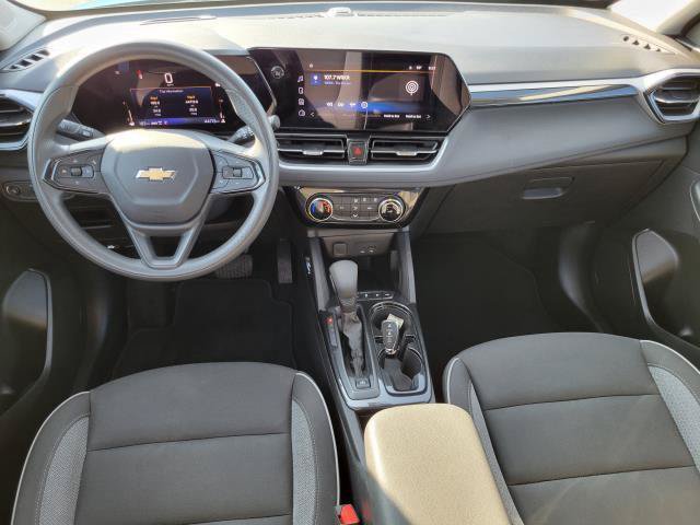 Used 2025 Chevrolet TrailBlazer LT AWD/4WD image 26