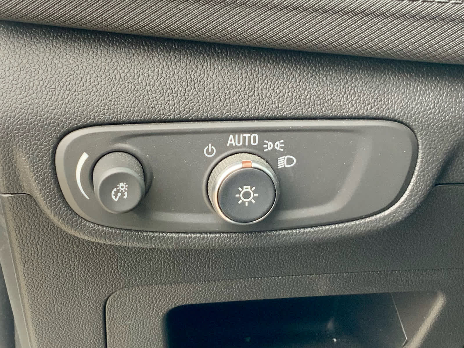 Certified 2024 Chevrolet TrailBlazer LT w/ Convenience Package image 45