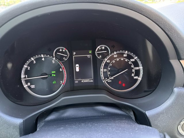 Used 2021 Lexus GX 460 Premium w/ Premium Package AWD/4WD image 29