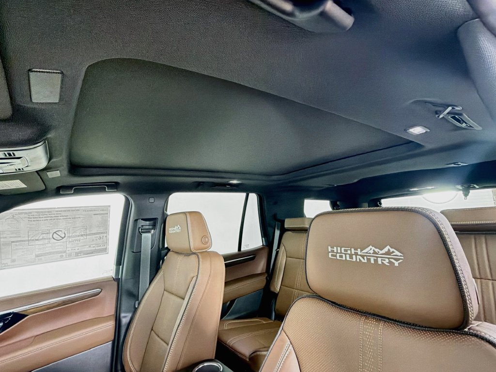 New 2026 Chevrolet Tahoe High Country AWD/4WD image 16