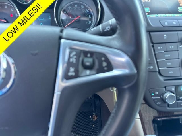 Used 2012 Buick Regal Leather FWD image 13