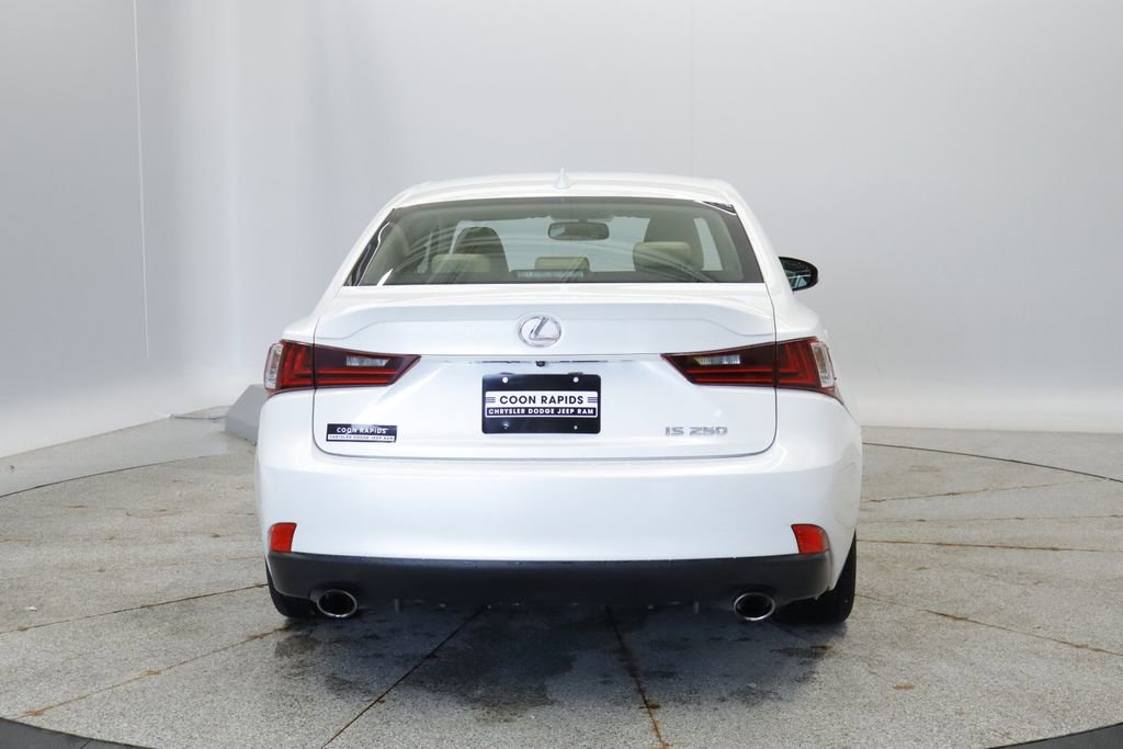 Used 2015 Lexus IS 250 RWD image 4