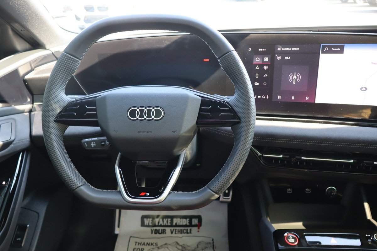 Used 2025 Audi S6 e-tron Prestige AWD/4WD image 12